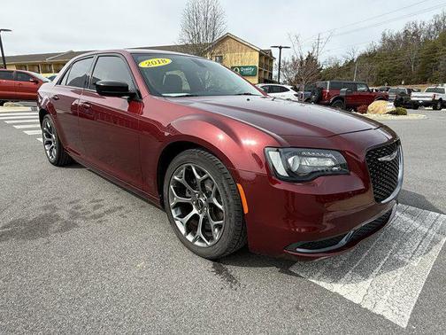 2018 Chrysler 300 Touring