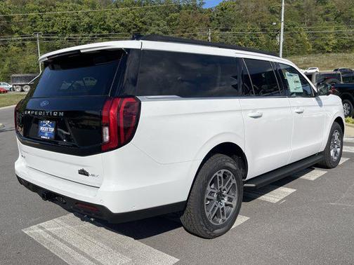 2025 Ford Expedition Max Active 4x4