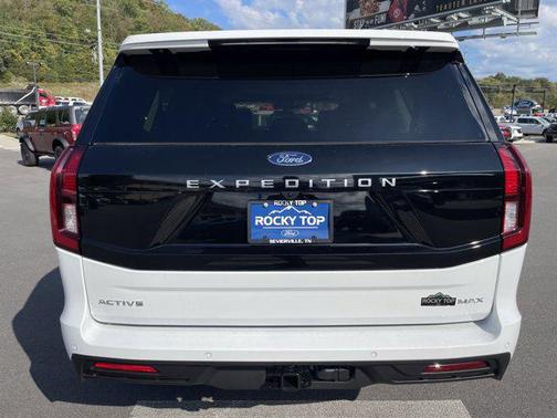 2025 Ford Expedition Max Active 4x4
