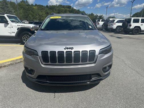 2019 Jeep Cherokee Altitude