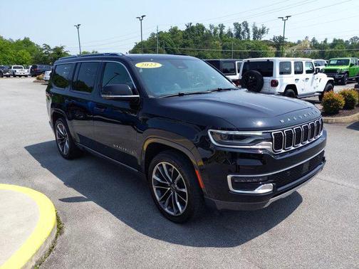 2022 Jeep Wagoneer Series III 4x4