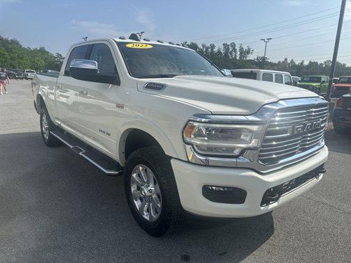 2022 RAM 2500 Laramie Crew Cab 4x4 6'4' Box