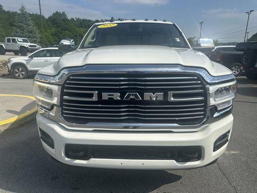 2022 RAM 2500 Laramie Crew Cab 4x4 6'4' Box