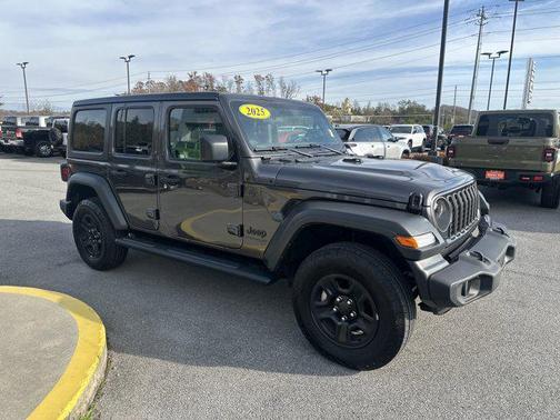 2025 Jeep Wrangler Sport