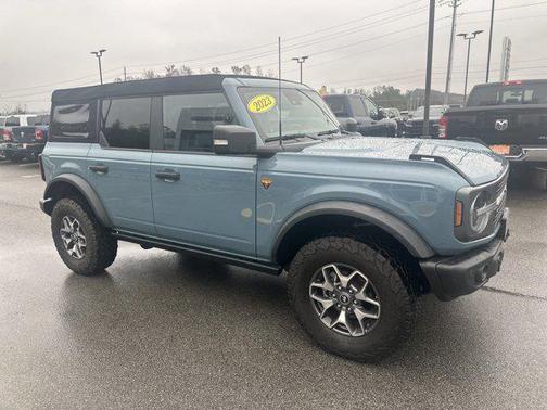 2023 Ford Bronco Badlands