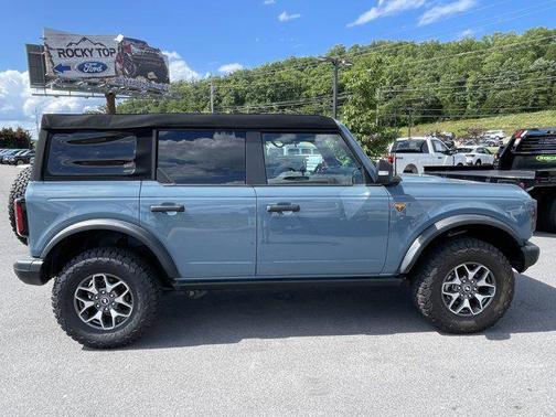 2023 Ford Bronco Badlands