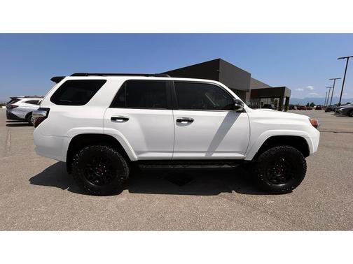 2021 Toyota 4Runner Venture
