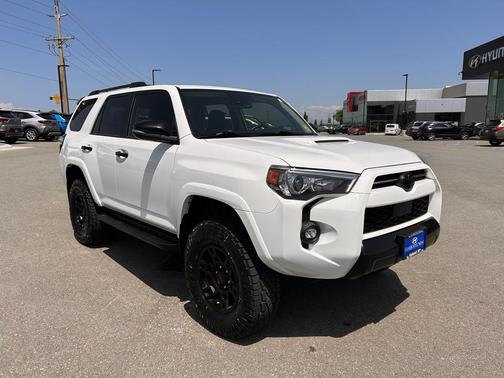 2021 Toyota 4Runner Venture