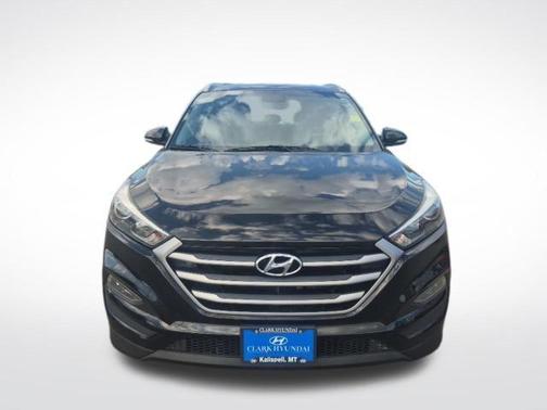 Black Noir Pearl 2017 Hyundai TUCSON SE Plus