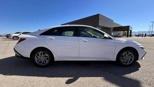 2025 Hyundai ELANTRA HEV Blue