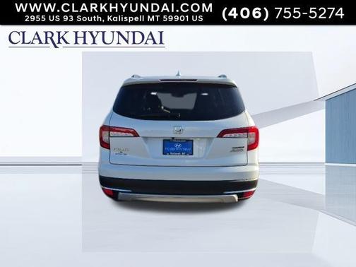 2022 Honda Pilot Touring 7-Passenger