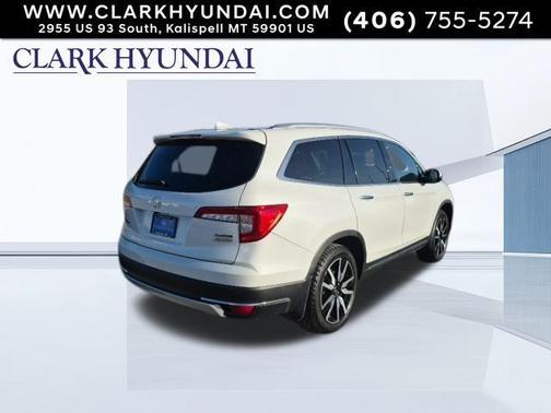 2022 Honda Pilot Touring 7-Passenger