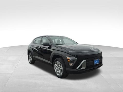 Abyss Black Pearl 2026 Hyundai KONA SE