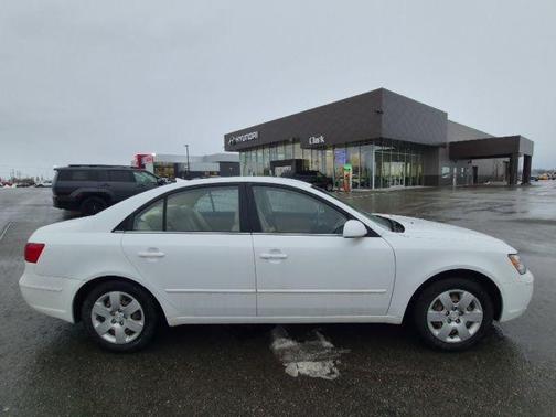 2010 Hyundai SONATA GLS