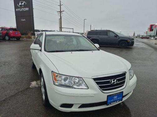 2010 Hyundai SONATA GLS