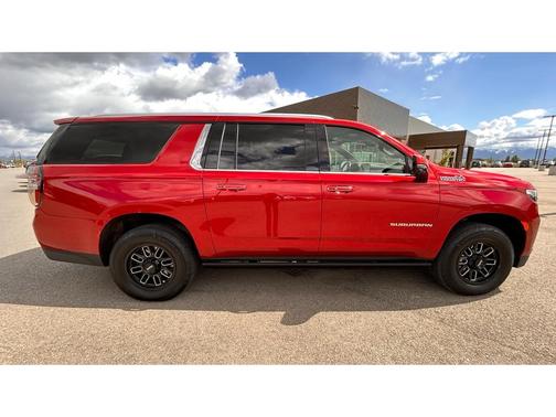 2021 Chevrolet Suburban High Country