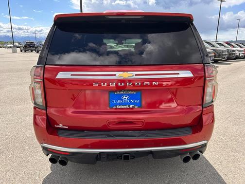 2021 Chevrolet Suburban High Country