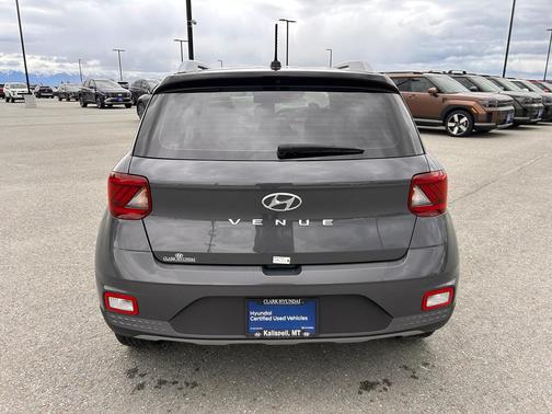 2024 Hyundai VENUE Limited