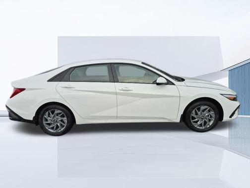 2026 Hyundai ELANTRA HEV Blue