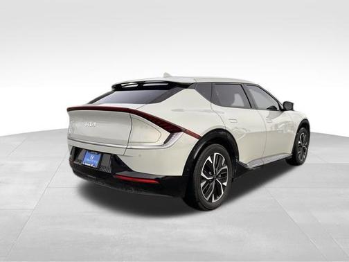 2022 Kia EV6 Wind