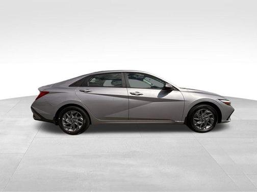 2025 Hyundai ELANTRA HEV Blue