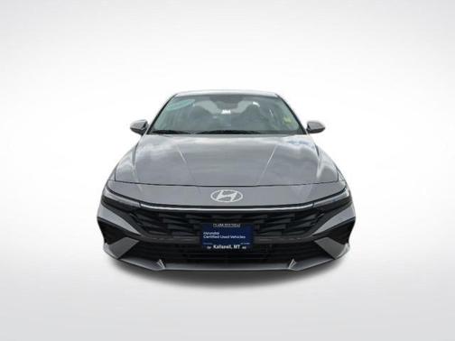 Metal 2025 Hyundai ELANTRA HEV Blue
