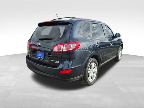 2010 Hyundai SANTA FE SE