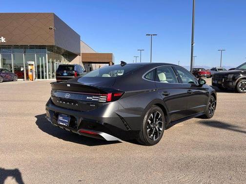 2024 Hyundai SONATA SEL