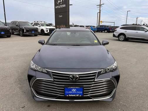 2022 Toyota Avalon XLE