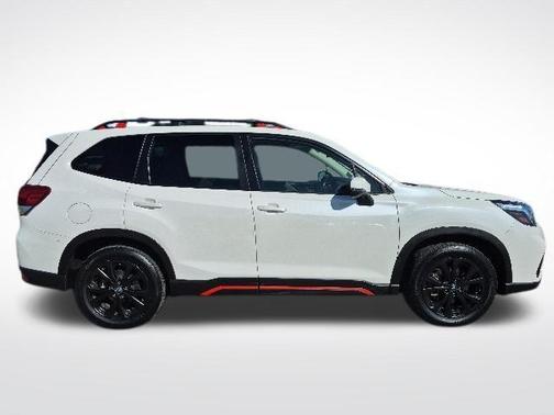 Crystal White Pearl 2020 Subaru Forester Sport