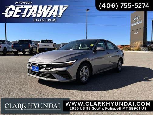 2025 Hyundai ELANTRA SE