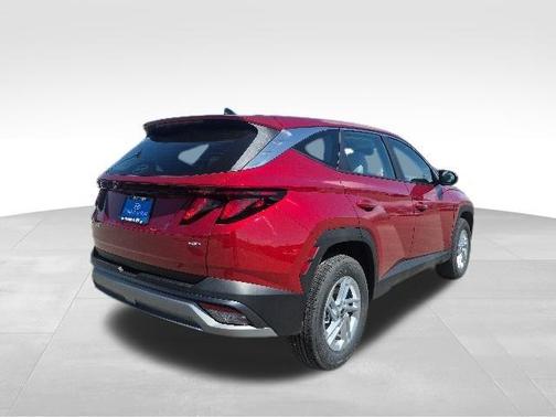 Red 2026 Hyundai TUCSON SE