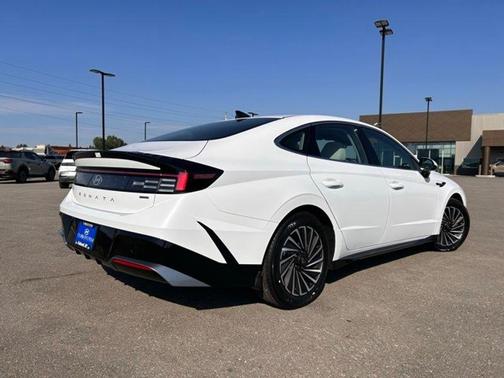 2024 Hyundai SONATA Hybrid SEL