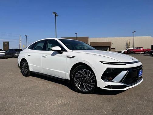 2024 Hyundai SONATA Hybrid SEL