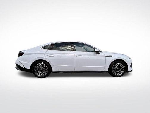 2024 Hyundai SONATA Hybrid SEL