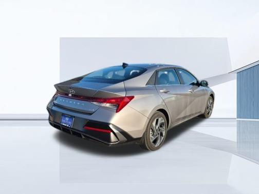 2025 Hyundai ELANTRA HEV Limited