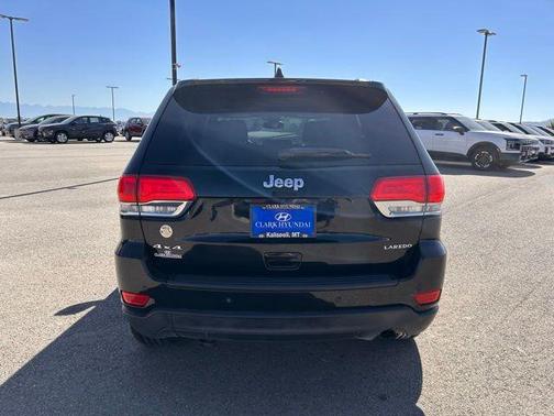 2017 Jeep Grand Cherokee Laredo