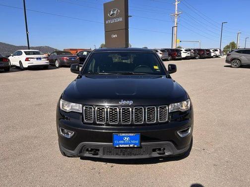 2017 Jeep Grand Cherokee Laredo