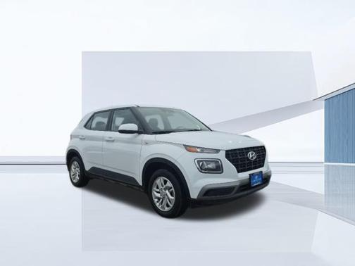 2023 Hyundai VENUE SE