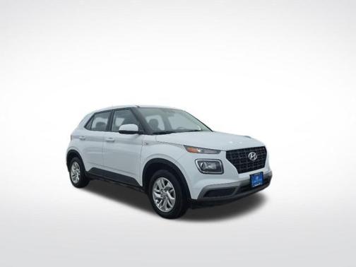2023 Hyundai VENUE SE