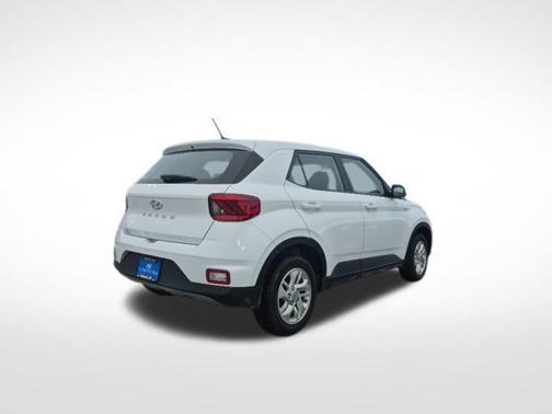 2023 Hyundai VENUE SE