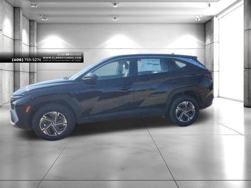 Ash Black 2026 Hyundai TUCSON Hybrid Blue SE