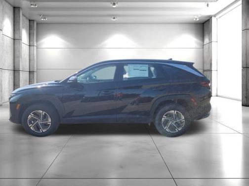 Ash Black 2026 Hyundai TUCSON Hybrid Blue SE