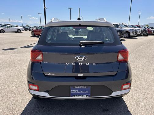 2024 Hyundai VENUE Limited
