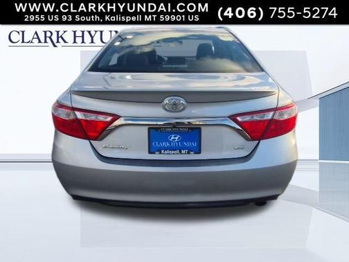 2017 Toyota Camry SE