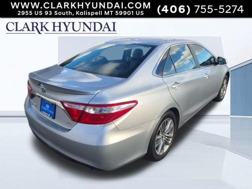 2017 Toyota Camry SE