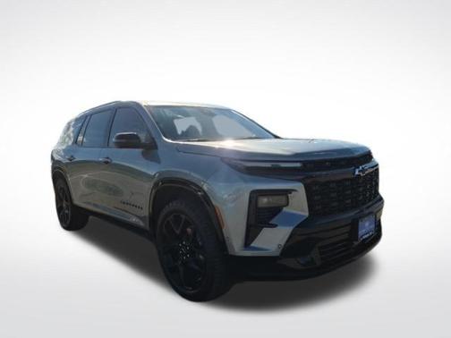 Sterling Gray Metallic 2024 Chevrolet Traverse RS