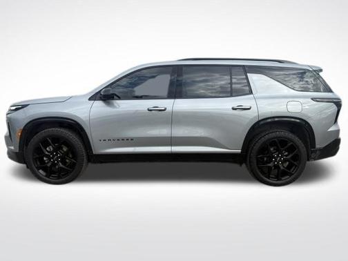 Sterling Gray Metallic 2024 Chevrolet Traverse RS
