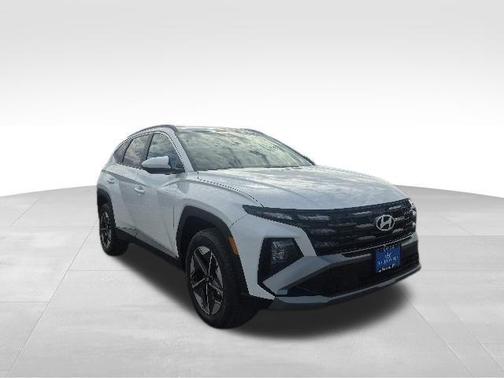 Pearl 2026 Hyundai TUCSON Hybrid SEL