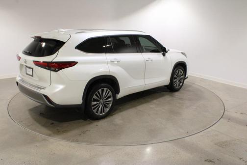 2020 Toyota Highlander Platinum